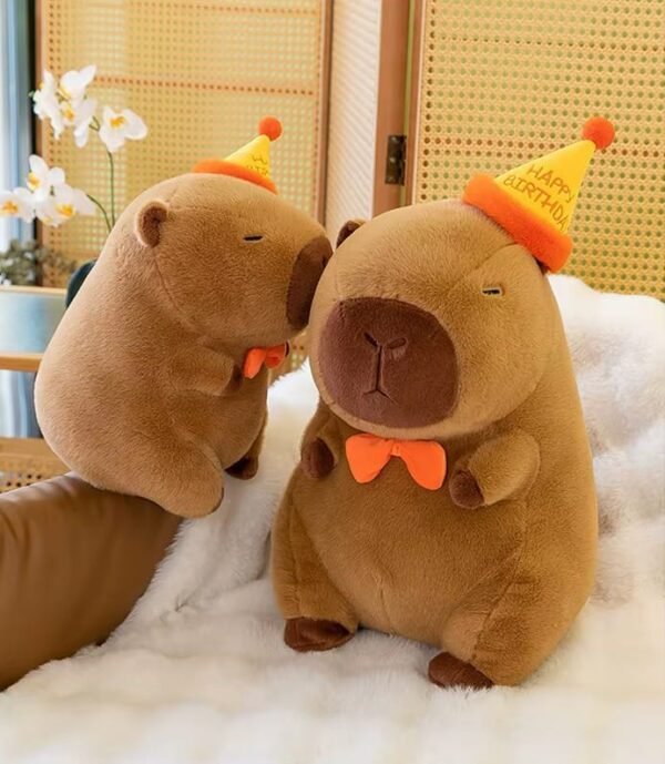Плюшена парти капибара Happy Birthday